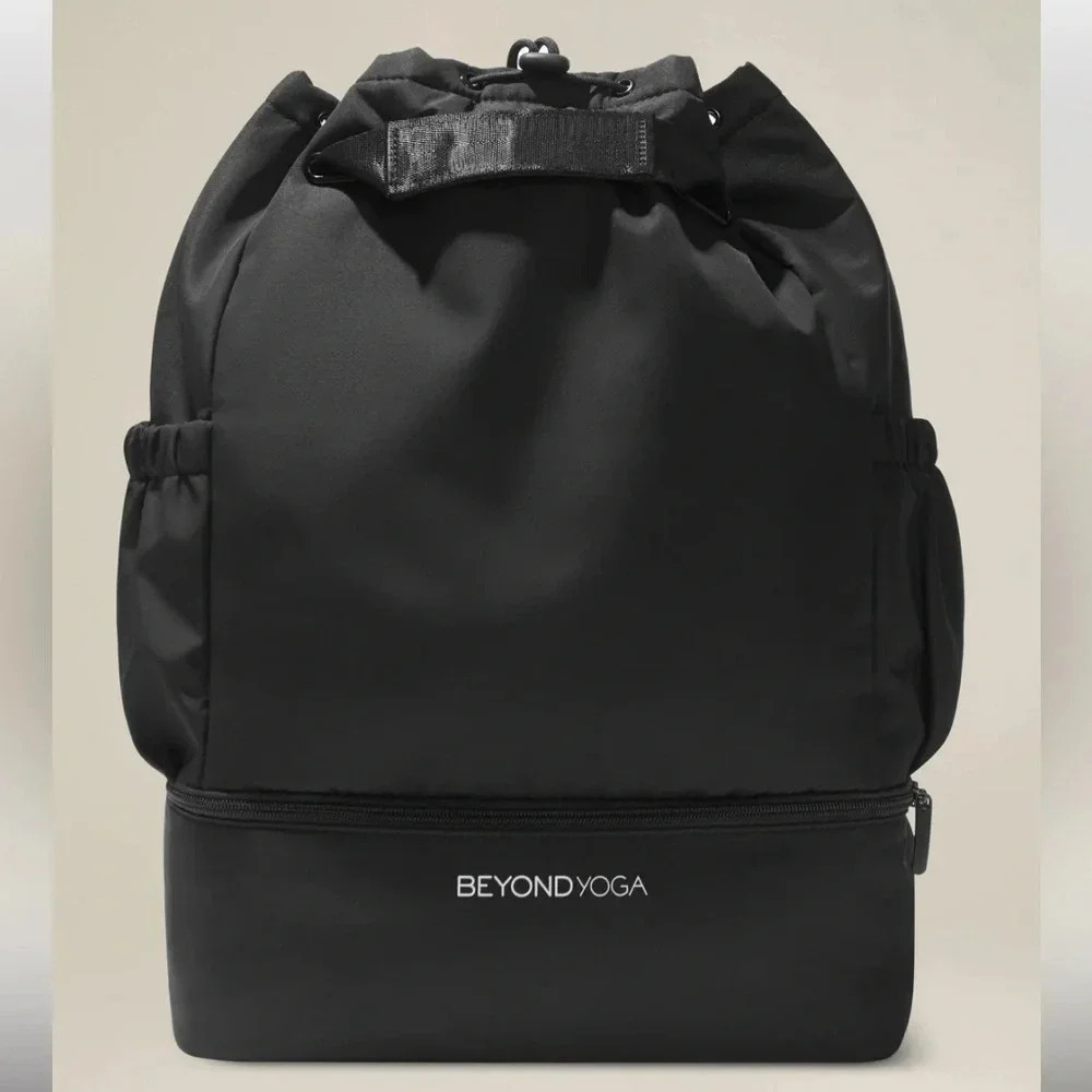 Beyond Yoga Convertible Gym Bag Backpack- NWT Black